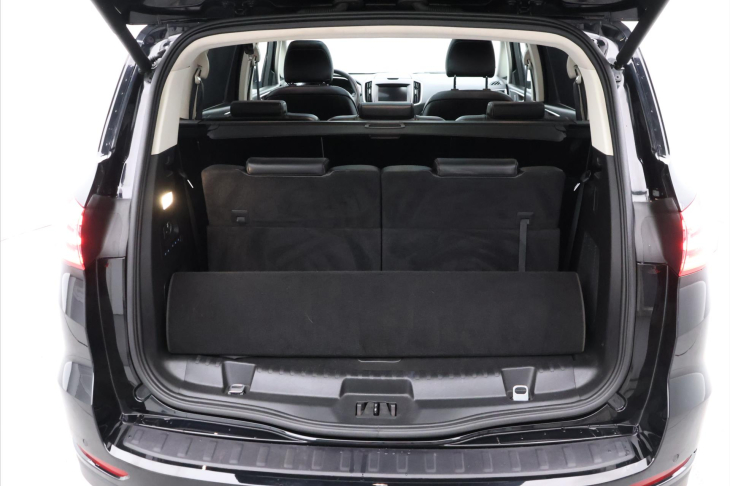 Ford S-MAX 2.0 TDCI 110kW Titanium 7-Míst