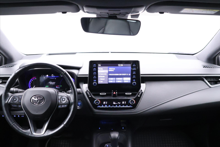 Toyota Corolla 2,0 e-CVT 112kW Executive CZ