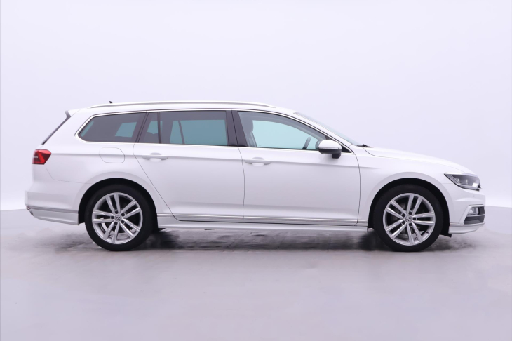 Volkswagen Passat 2,0 TDI R-line Highline