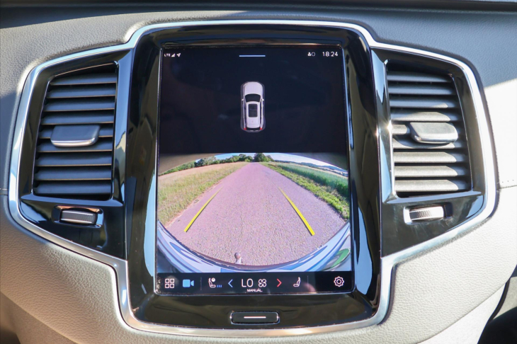 Volvo XC90 2,0 B5 AWD Ultimate Dark 7-Míst