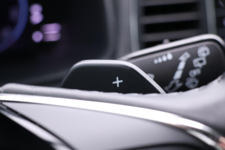 Škoda Karoq 2,0 TDI 4x4 DSG Style LED DPH