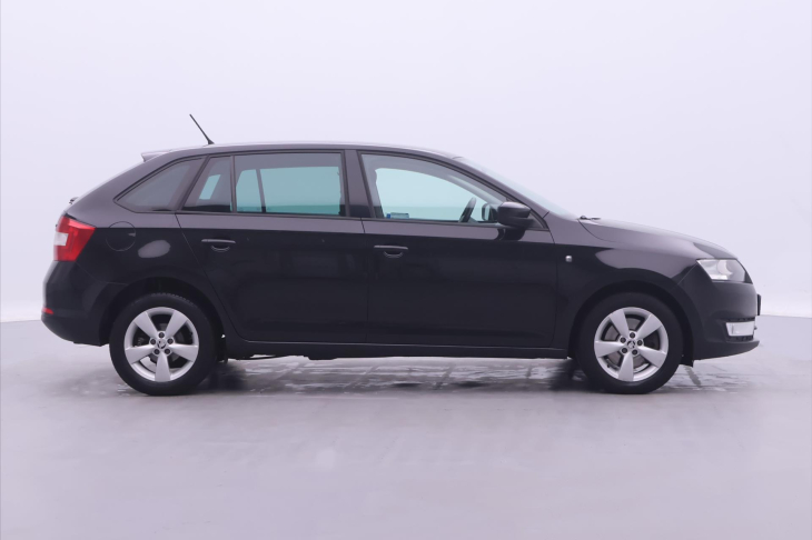 Škoda Rapid 1,6 TDI 77kW Klimatizace CZ