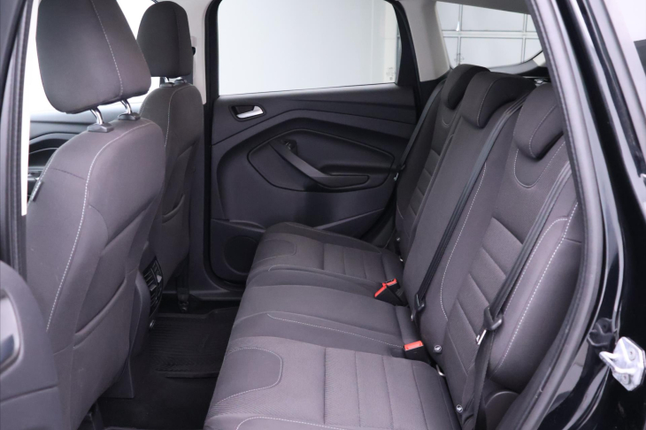 Ford Kuga 1,5 EB 110kW Trend Serv.Kniha