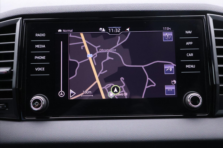 Škoda Karoq 2,0 TSI DSG Sportline 4x4 Pan