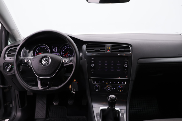 Volkswagen Golf 1,0 TSI 81kW Comfortline CZ