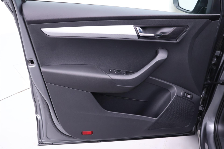 Škoda Karoq 2,0 TDI DSG Ambition DPH