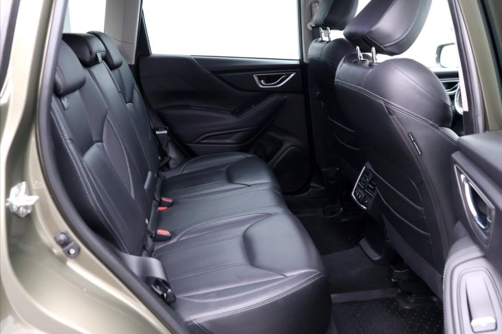 Subaru Forester 2,0 e-Boxer 110kW Executive CZ