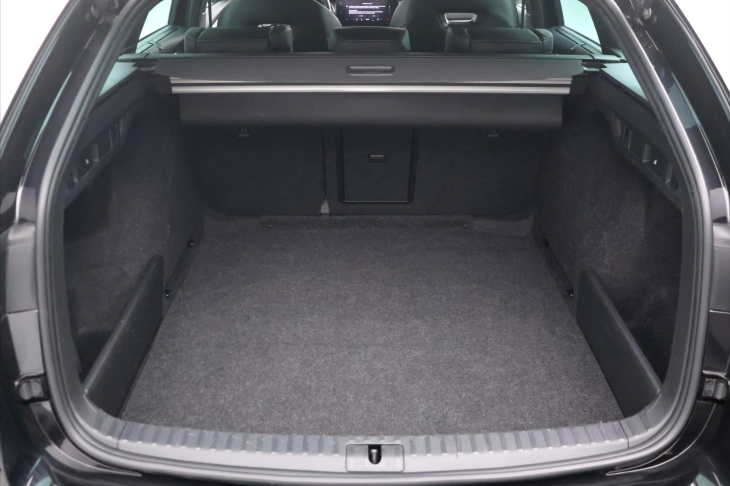 Škoda Octavia 2,0 RS TDI DSG 147kW DPH pano