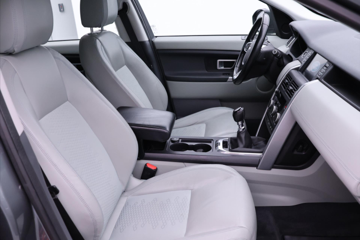 Land Rover Discovery Sport 2,0 TD4 110kW 4x4 Navi Kůže