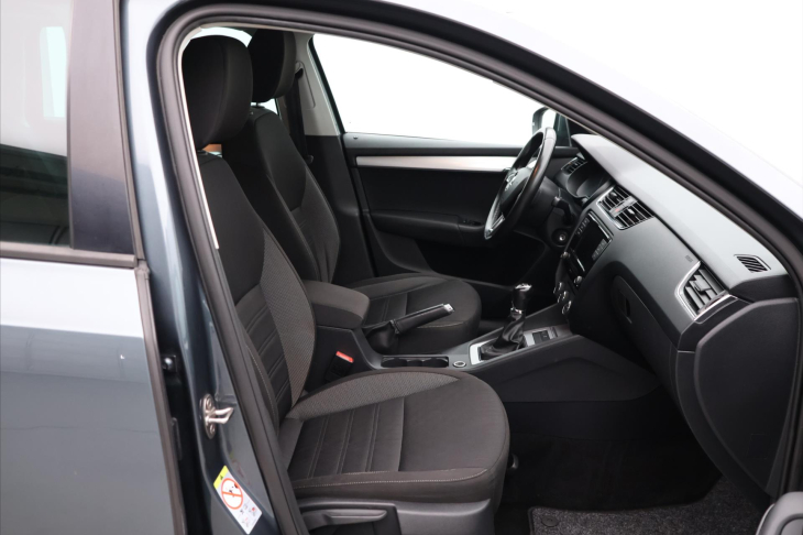 Škoda Octavia 1,6 TDI 85kW Ambition Klima