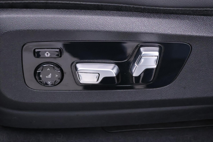 BMW X5 3,0 xDrive30d Aut. CZ M-paket