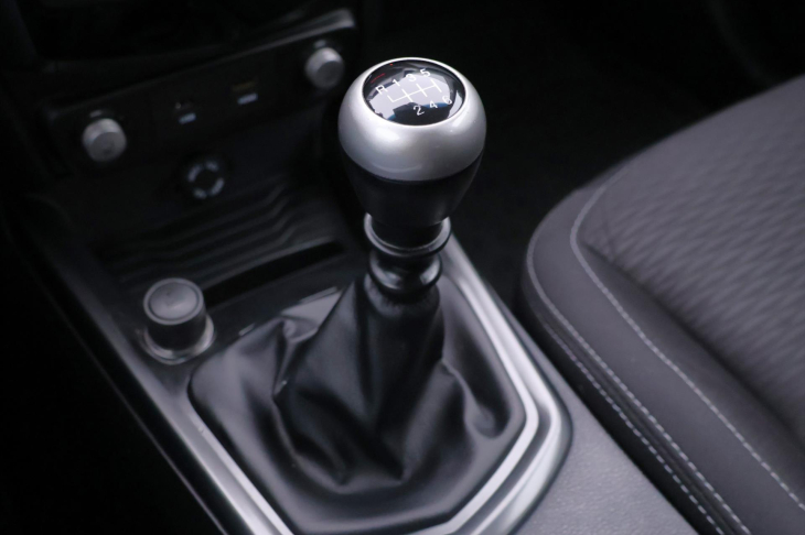 SsangYong XLV 1,6 e-XDi 85kW Klima 1.Maj