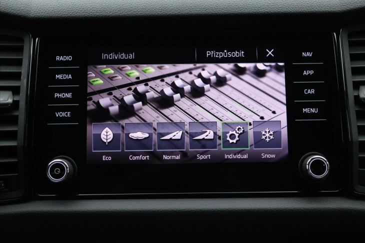 Škoda Kodiaq 2,0 TDi CZ DPH 1.Maj Virtual RS