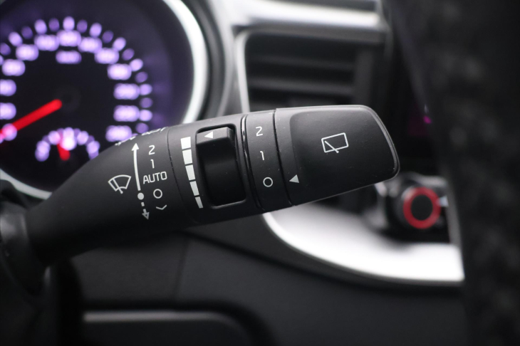 Kia Ceed SW 1,5 T-GDI 118kW TOP DCT CZ