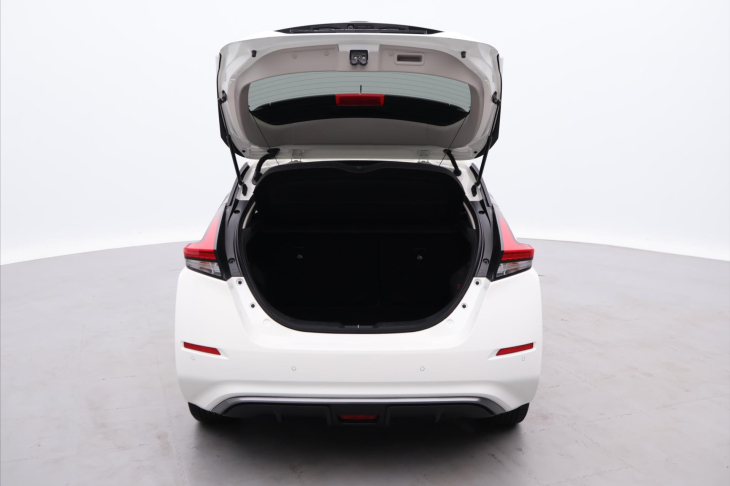 Nissan Leaf 110kW ACENTA 40kWh CZ