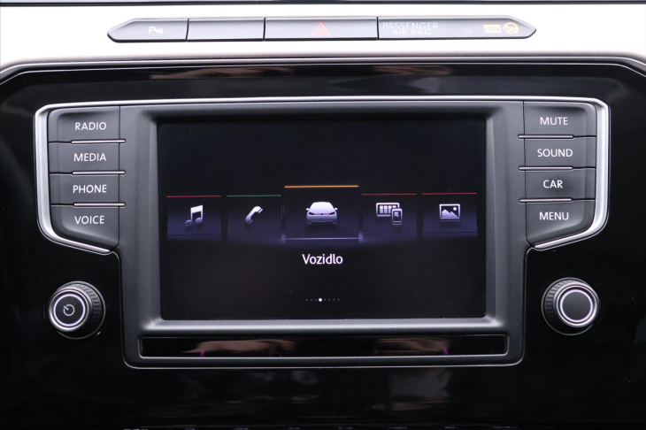 Volkswagen Passat 2,0 TDI 110kW Highline LED CZ
