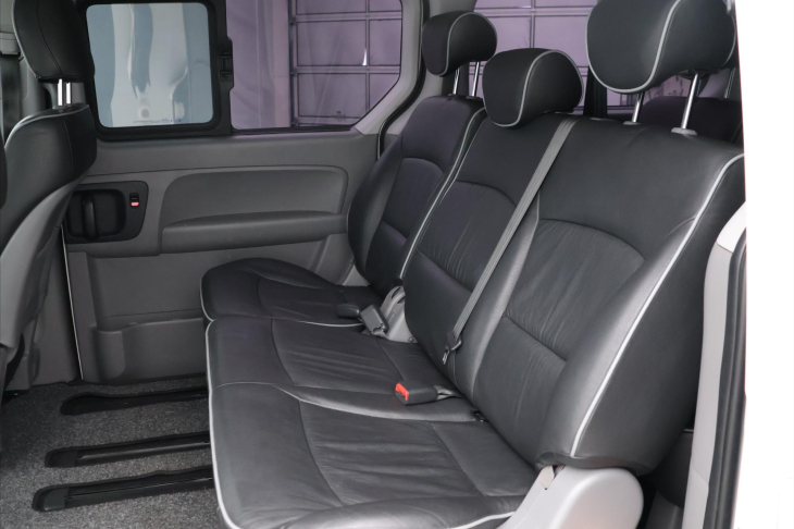 Hyundai H 1 2,5 CRDi 125kW Automat Tour Starex