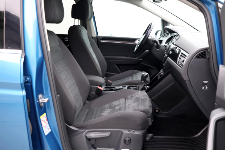 Volkswagen Touran 1,4 TSI 110 kW DSG Highline CZ