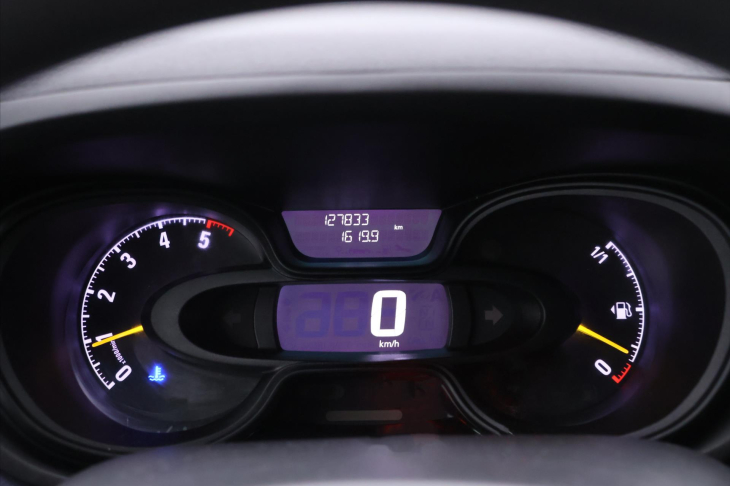 Opel Vivaro 1,6 CDTI 92kW 9-Míst Klima