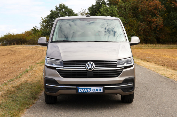 Volkswagen Transporter 2,0 TDI DSG Bulli Long 9-Míst