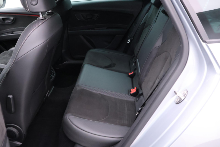 Seat Leon 2,0 TSI Cupra 221kW 4Drive DSG