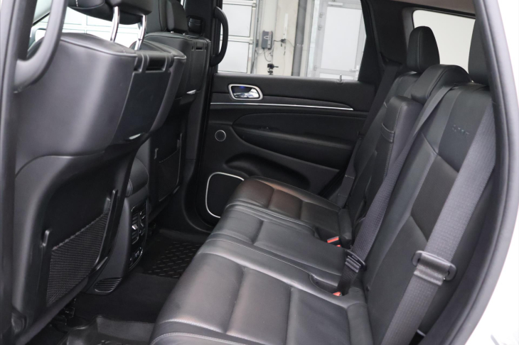 Jeep Grand Cherokee 3,0 V6 184kW Summit 4WD PANO