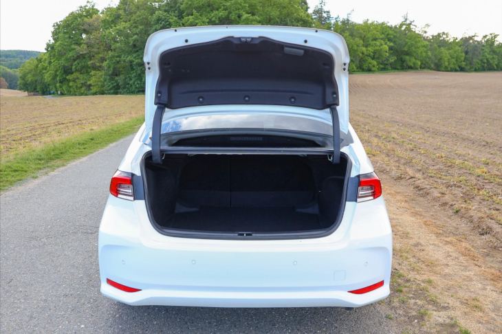 Toyota Corolla 1,5 VTi Aut. DPH CZ Comfort