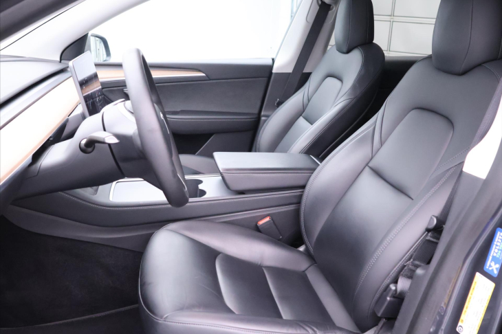 Tesla Model Y Long Range AWD 75kWh DPH