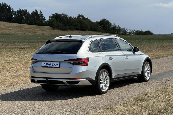 Škoda Superb 2,0 TDI 140kW DSG Scout 4x4 CZ