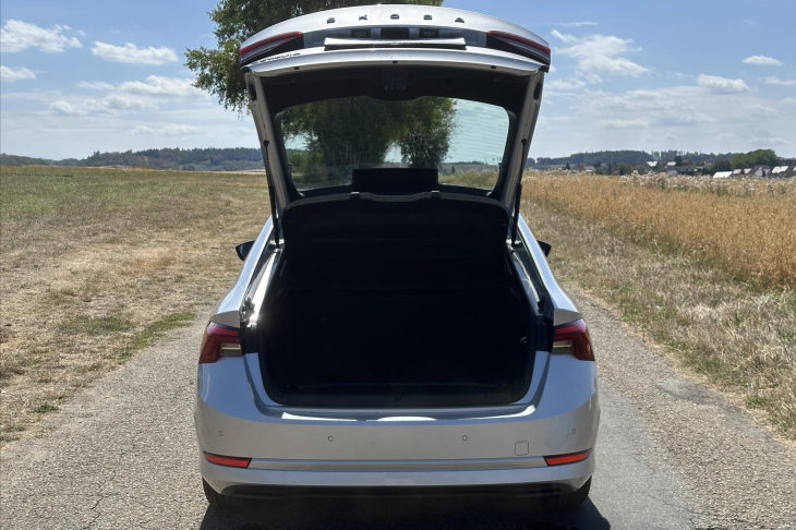 Škoda Octavia 2,0 TDI 85kW Ambition CZ DPH