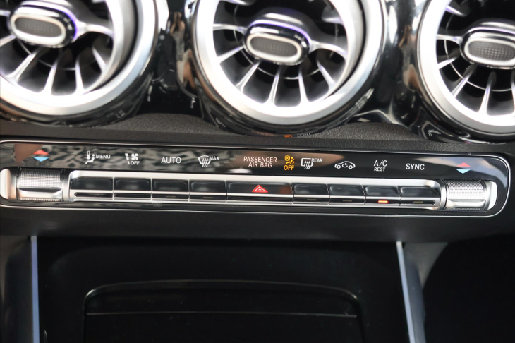 Mercedes-Benz GLB 2,0 200d 4Matic AMG Premium