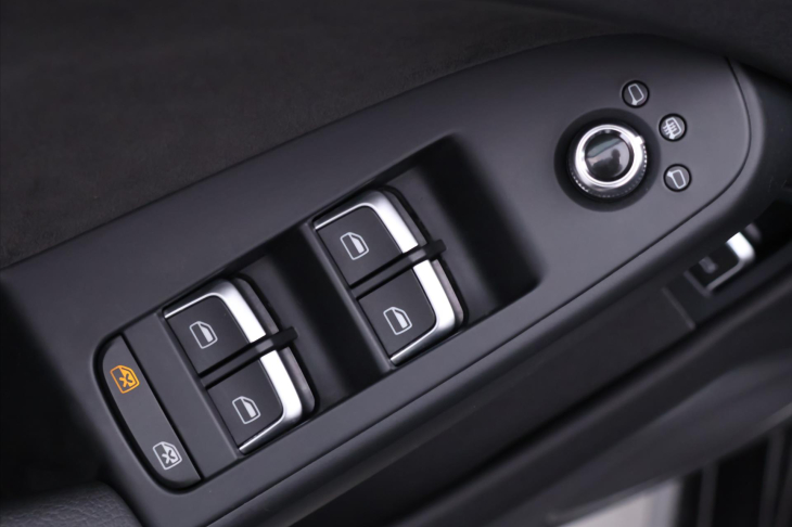 Audi A4 3,0 TDI 180kW S-Line quattro