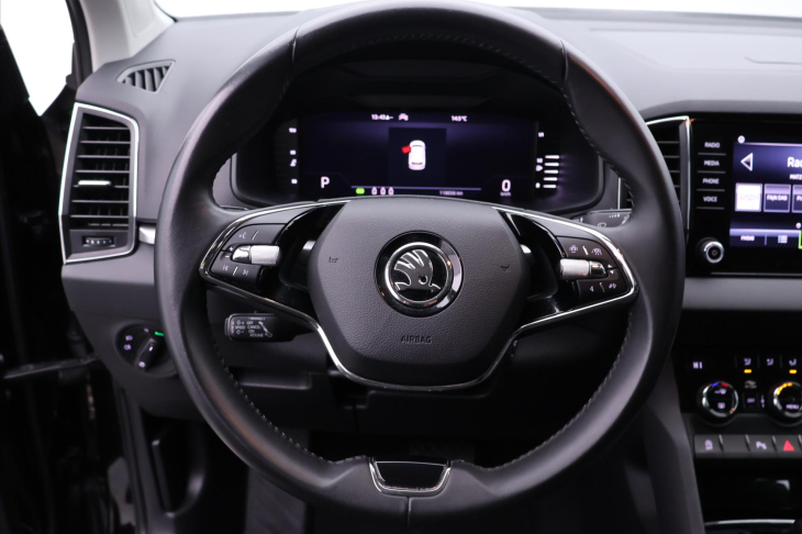 Škoda Karoq 2,0 TDI 85 kW DSG DPH Ambition