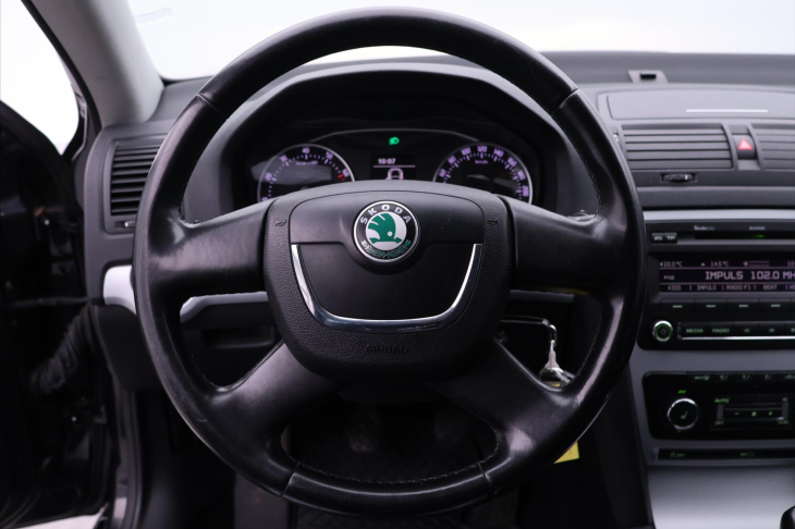 Škoda Octavia 1,4 TSI 90kW Ambiente