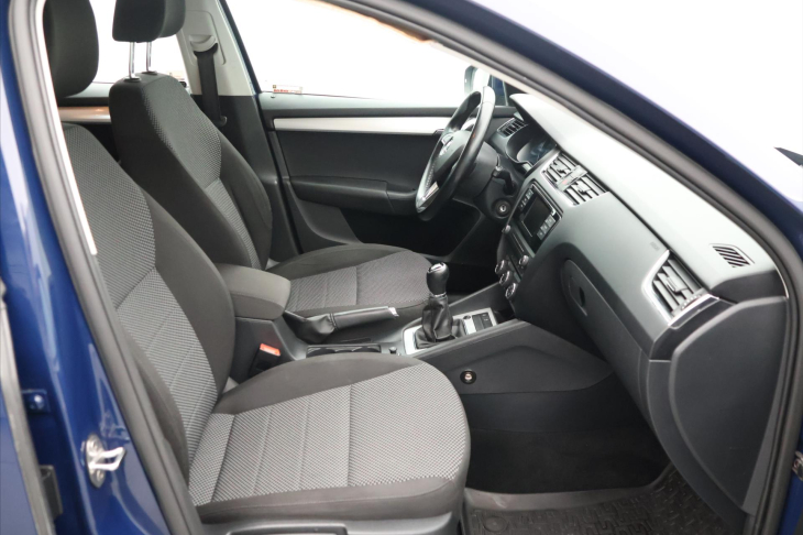 Škoda Octavia 1,6 TDI CZ Serv.Kniha Tažné