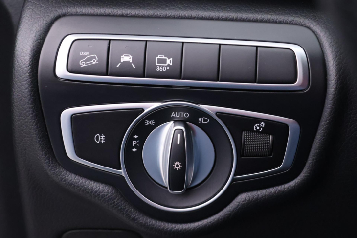 Mercedes-Benz Třídy V 2,0 300d 174kW L Exclusive Auto 4m
