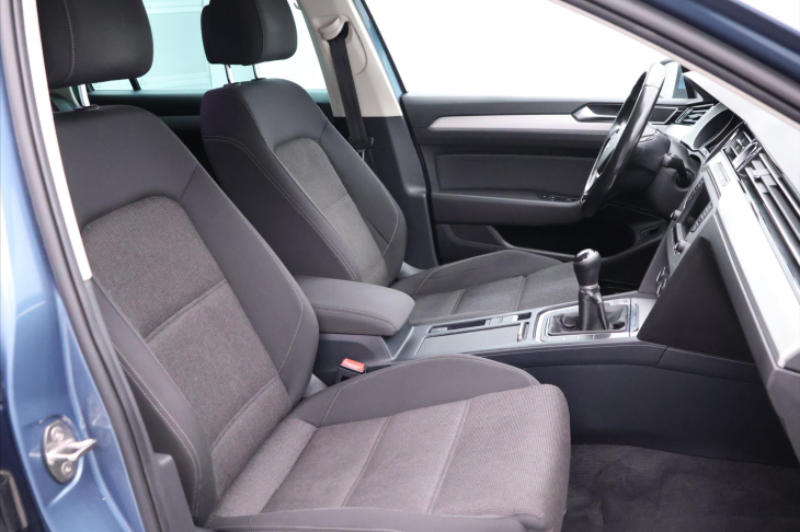 Volkswagen Passat 2,0 TDI 110kW CZ Comfortline