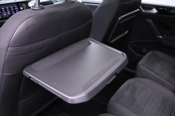 Volkswagen Touran 2,0 TDI DSG CZ Highline 7-Míst