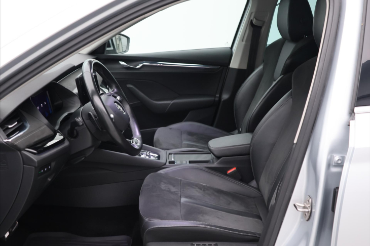 Škoda Octavia 2,0 TDI 110 kW DSG Style Matrix