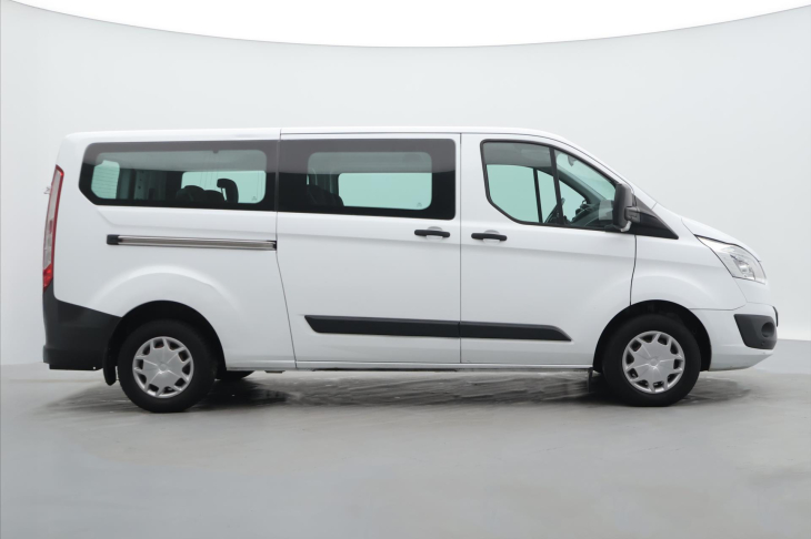 Ford Transit Custom 2,0 TDCI Navi 9-Míst DPH L2