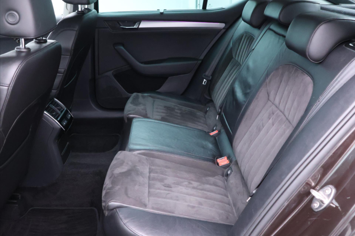 Škoda Superb 2,0 TDI 110kW Style CZ