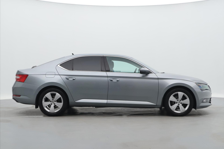 Škoda Superb 2,0 TDI 110 kW 4x4 Ambition