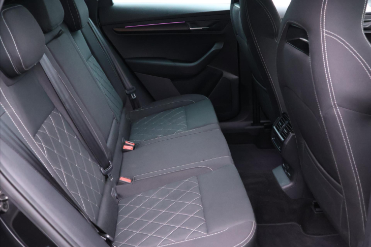 Škoda Karoq 2,0 TSI DSG 4x4 Sportline DPH