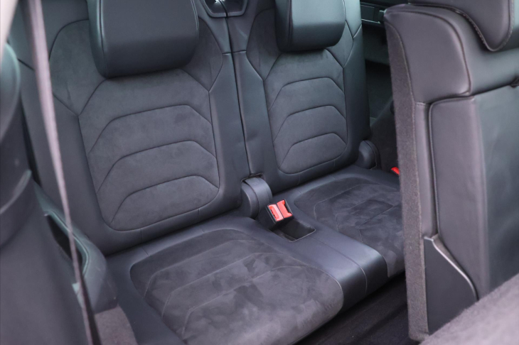 Škoda Kodiaq 2,0 TDI DSG 4x4 7-Míst Scout