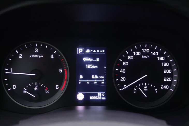 Hyundai Tucson 2,0 CRDI 100kW Aut. 4WD Style