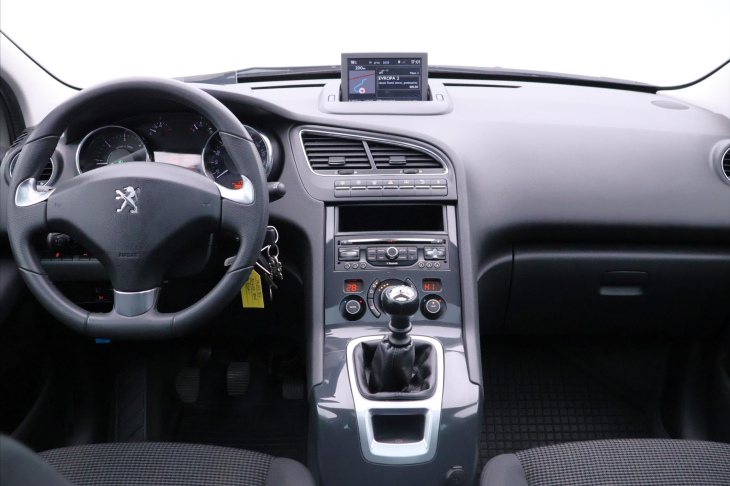 Peugeot 5008 1,6 BlueHDi 88kW Allure CZ