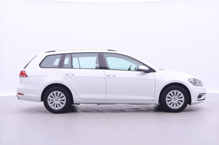 Volkswagen Golf 1,0 TSI 85kW CZ 86 000 km