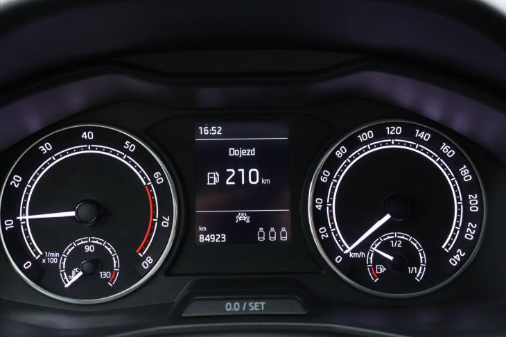 Škoda Scala 1,0 TSI 81kW Style Tempo DPH