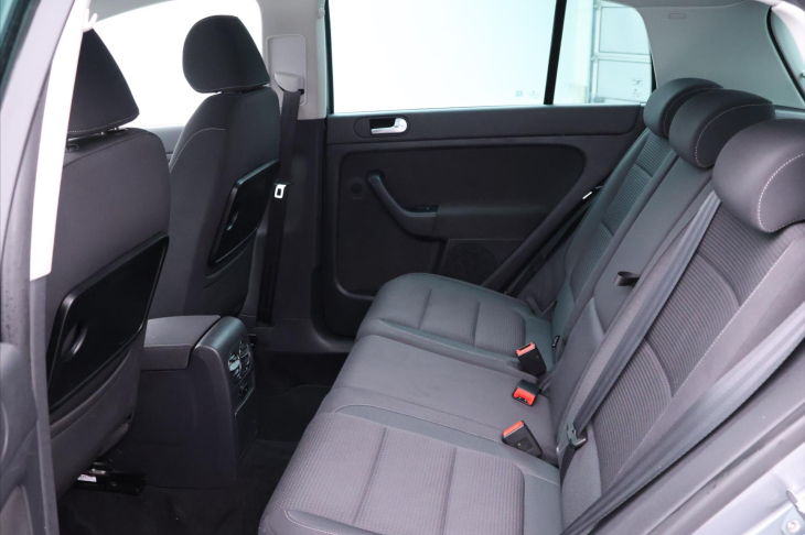 Volkswagen Golf Plus 1,6 i 75kW Team Tempomat 1.Maj