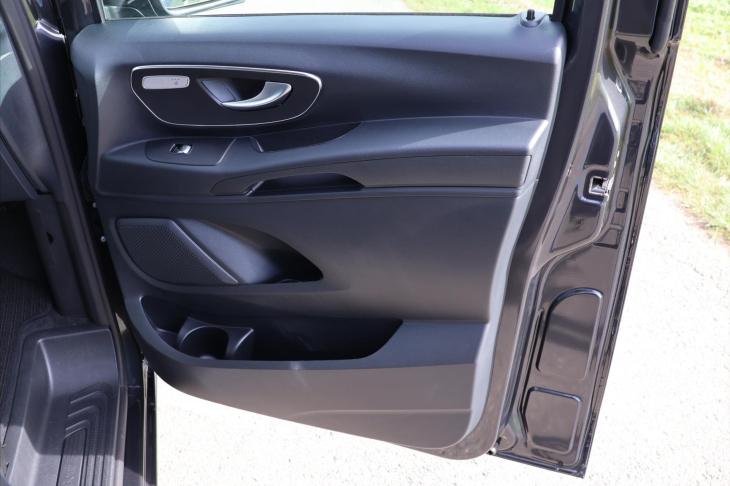 Mercedes-Benz Vito 2,0 124CDi 4Matic Select Long